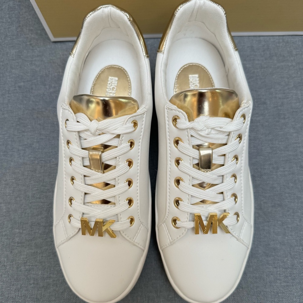 ‼️SOLD‼️🆕Michael Kors Sneakers | Size 7 - Picture 5 of 16